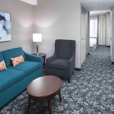 Hilton Garden Inn Detroit/Нови Екстериор снимка