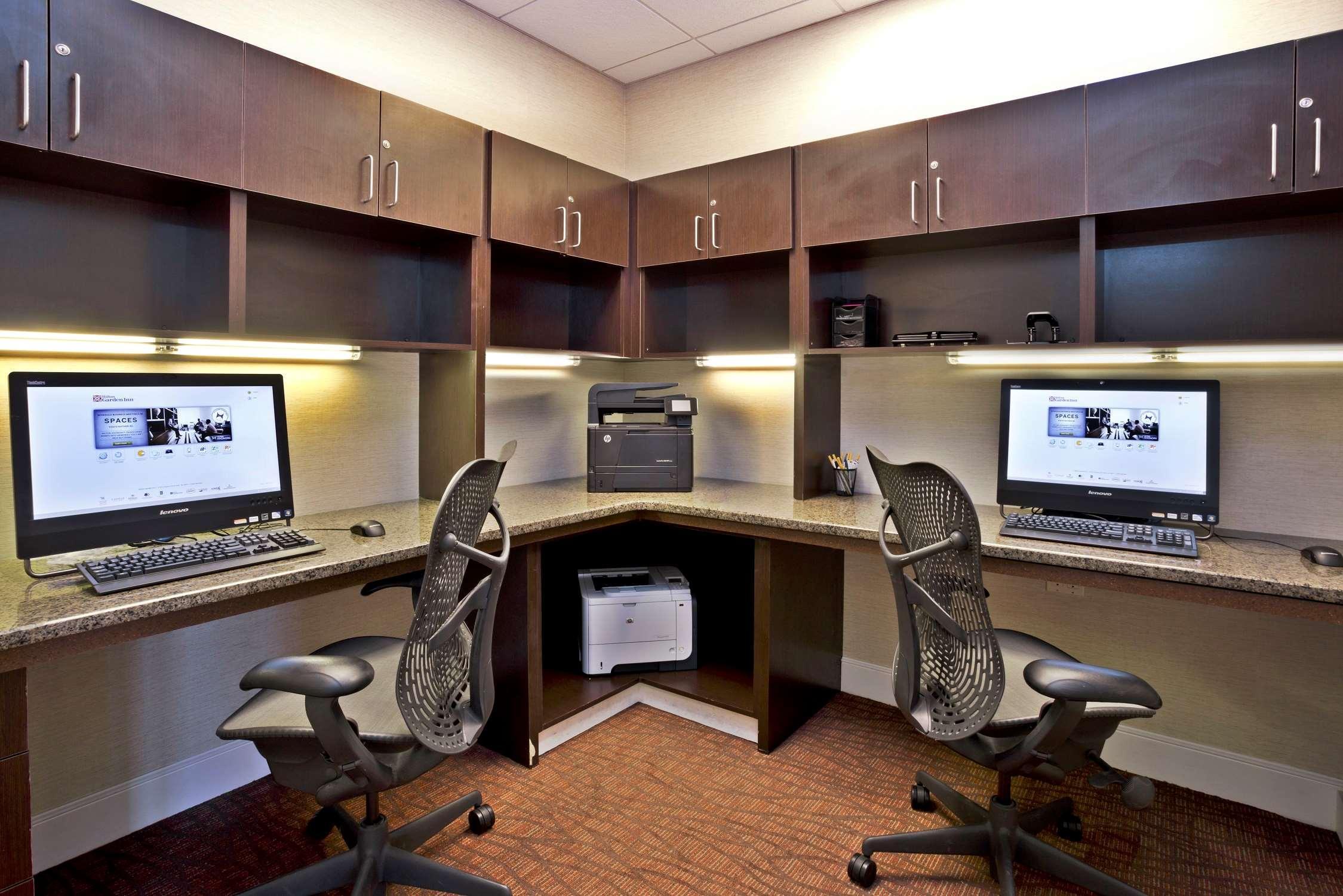 Hilton Garden Inn Detroit/Нови Екстериор снимка