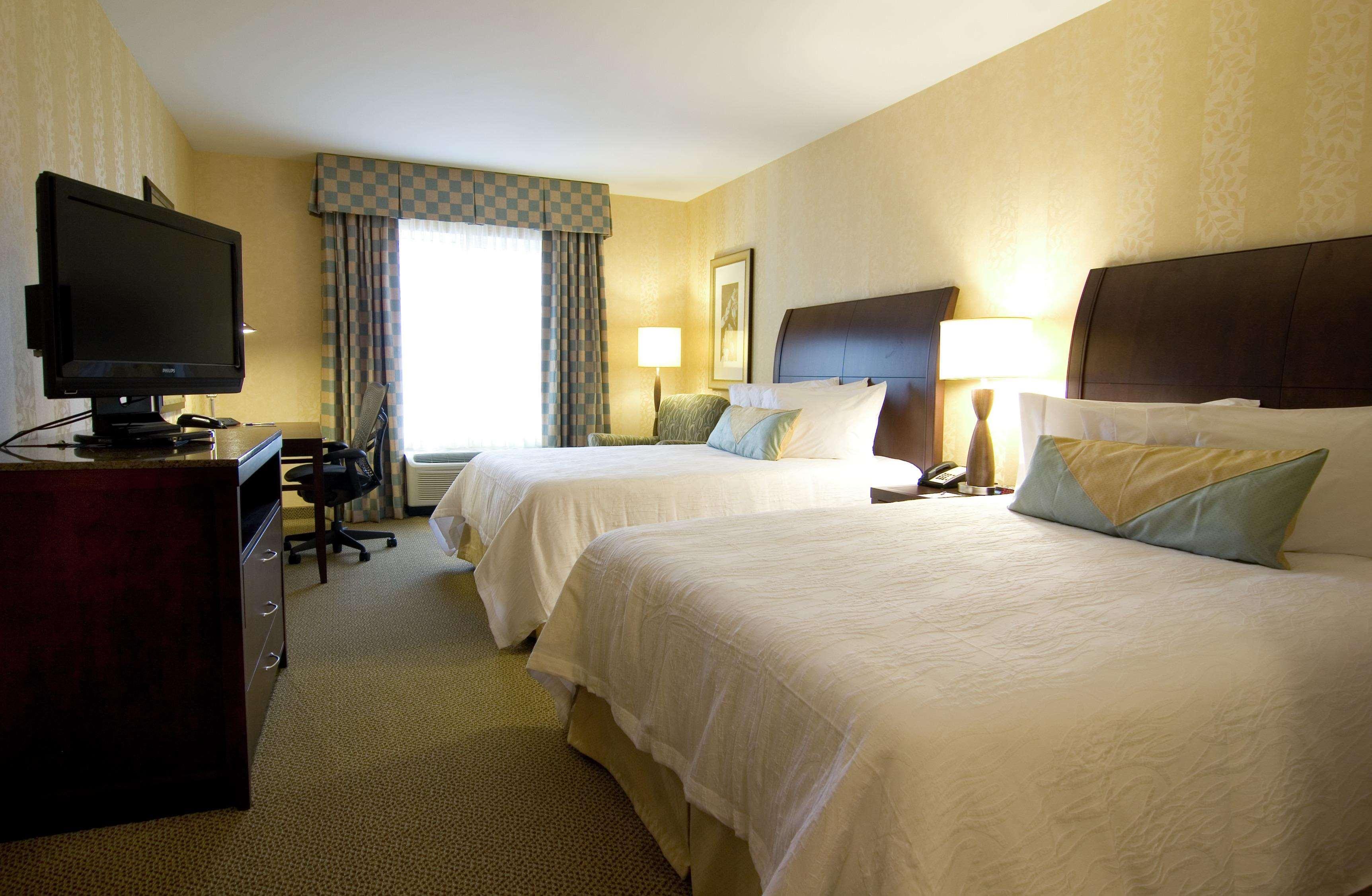 Hilton Garden Inn Detroit/Нови Екстериор снимка