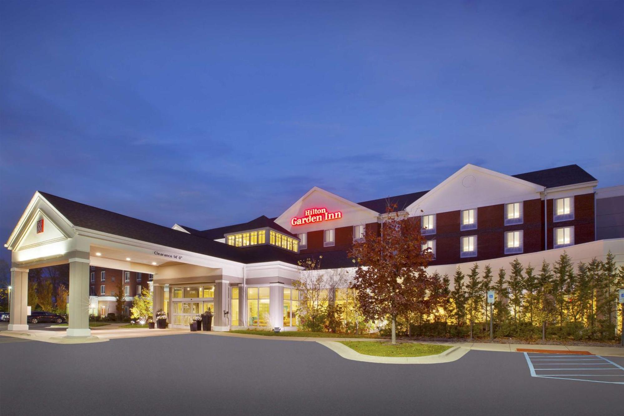 Hilton Garden Inn Detroit/Нови Екстериор снимка